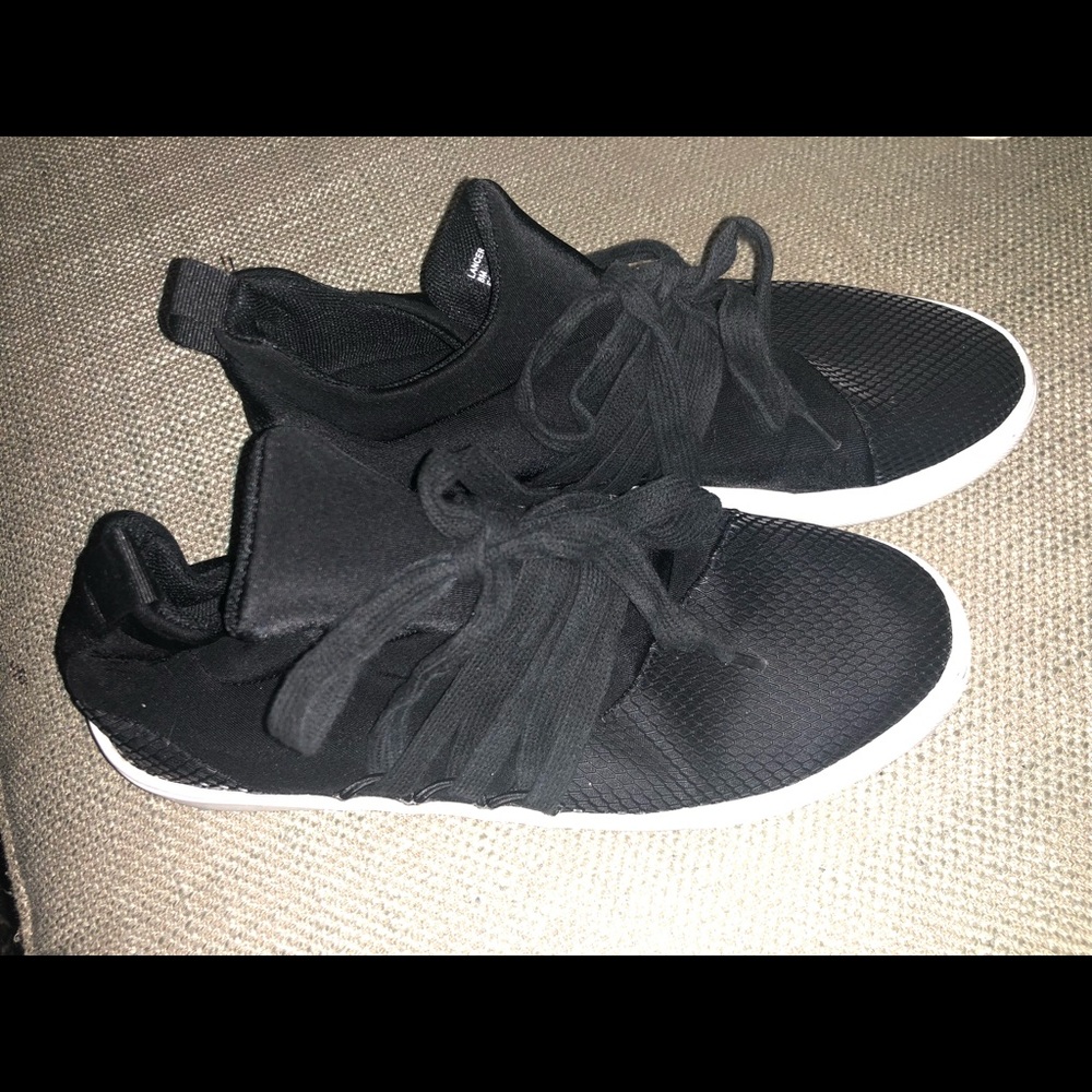 Steve Madden tenis shoes